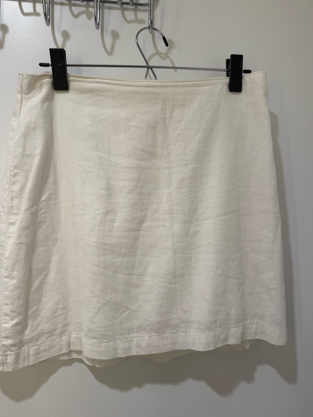 Abercrombie & Fitch White Linen-Blend Mini Skirt